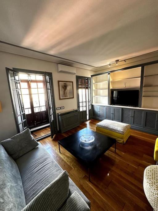 Apartamento Con Parking En Centro De Madrid-Chamberi Apartman Kültér fotó